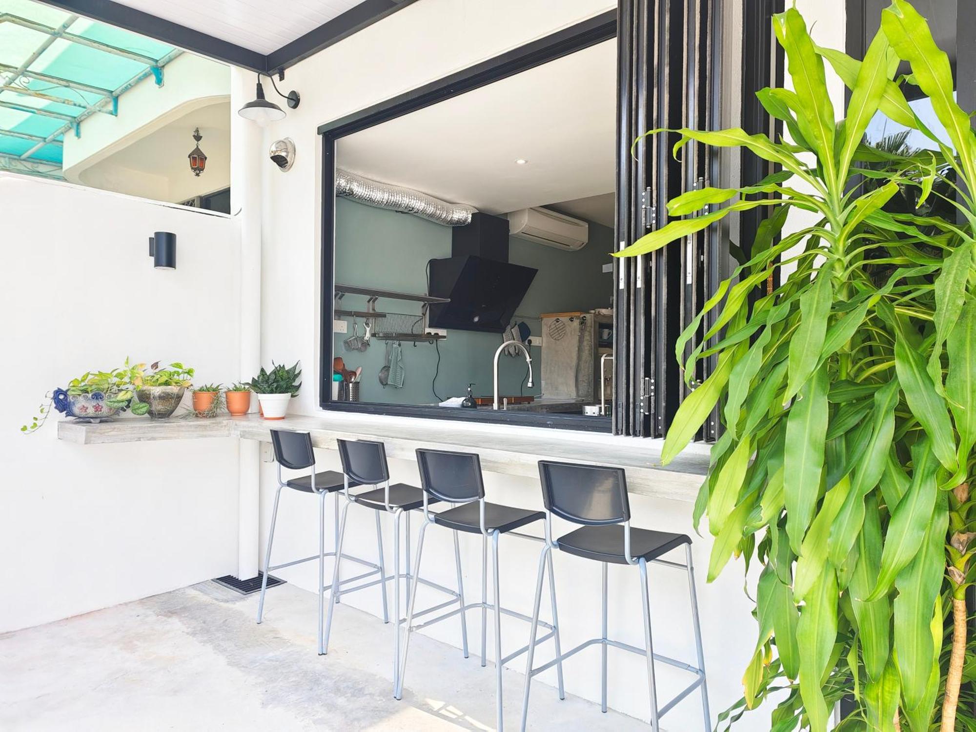 Holiday home 35 Beachhouse 7 Bedroom 7 Bathroom Ev Friendly Batu Ferringhi